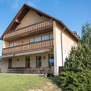 https://gstehaus-lorz.com-bavaria.com
