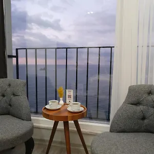 احجز هنا