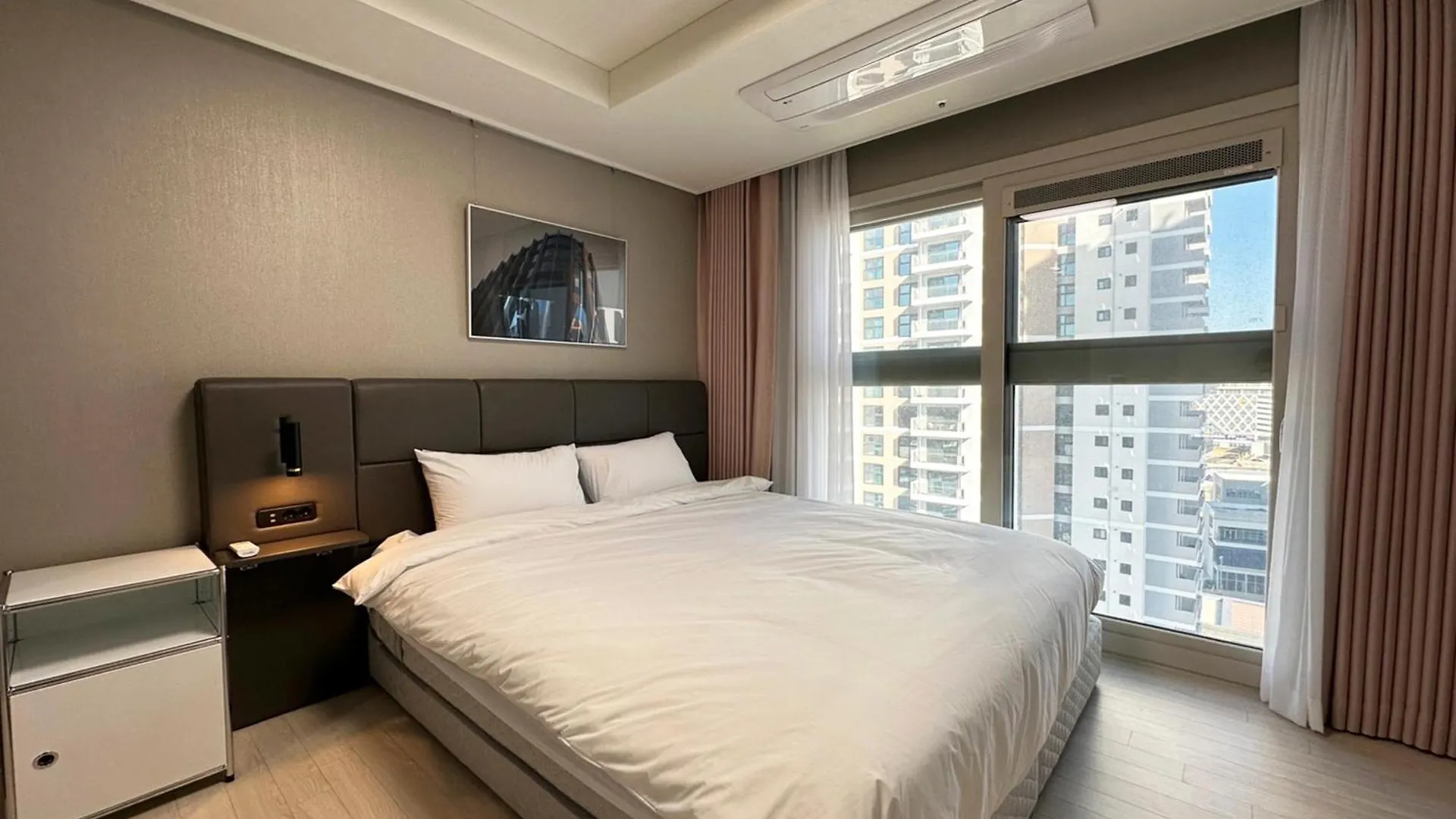 Y Collection By Uh Flat Osiria Aparthotel Busan