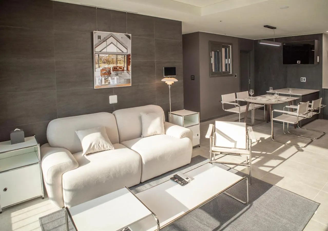 Y Collection By Uh Flat Osiria Aparthotel Busan