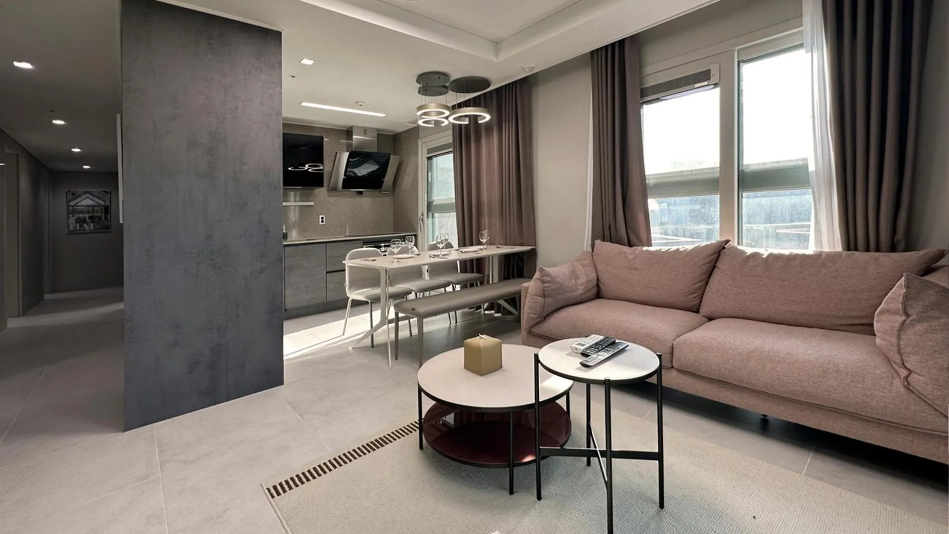 Y Collection By Uh Flat Osiria Aparthotel Busan